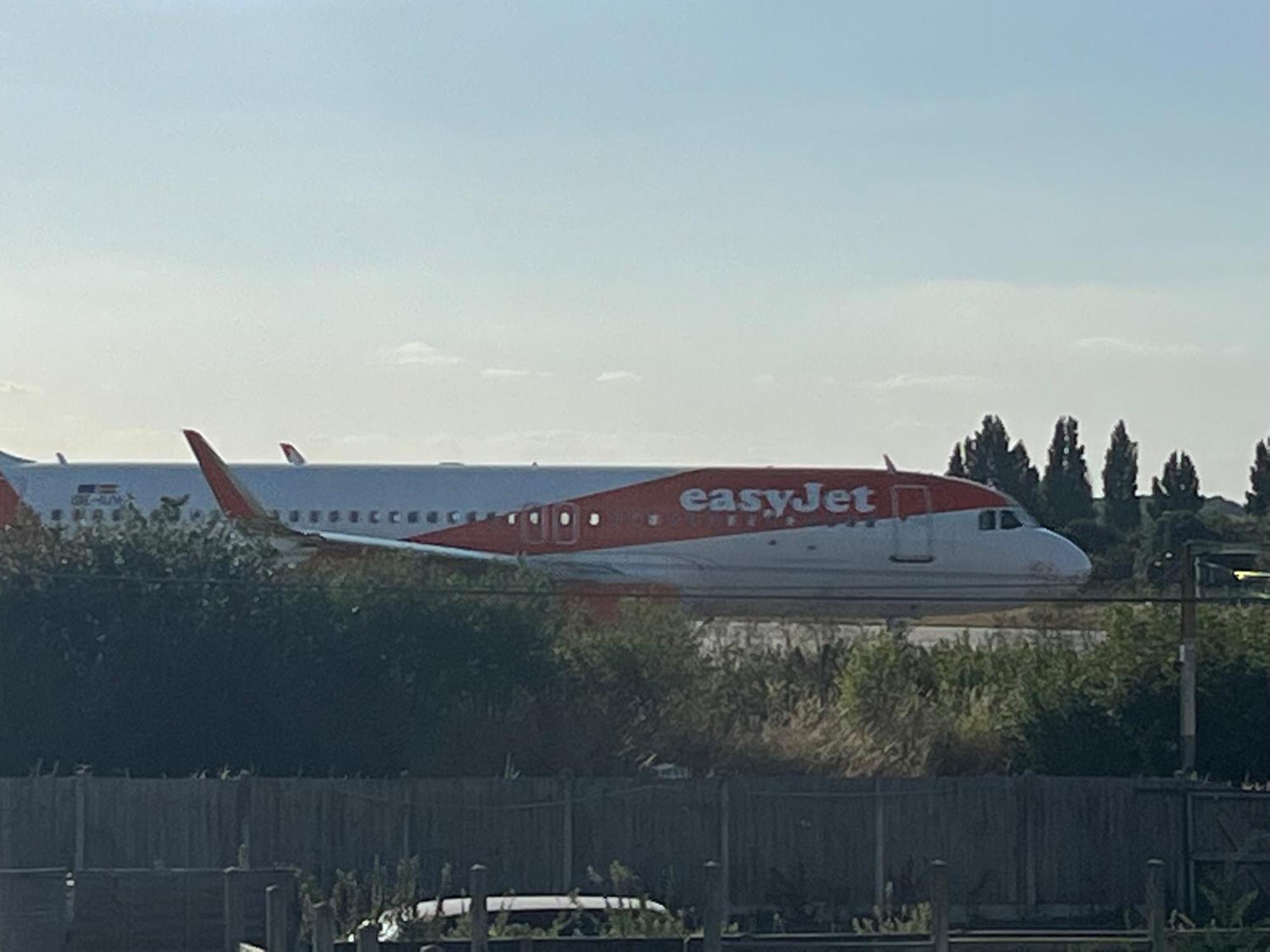 Southend Airport Bed & Breakfast Рокфорд Екстер'єр фото