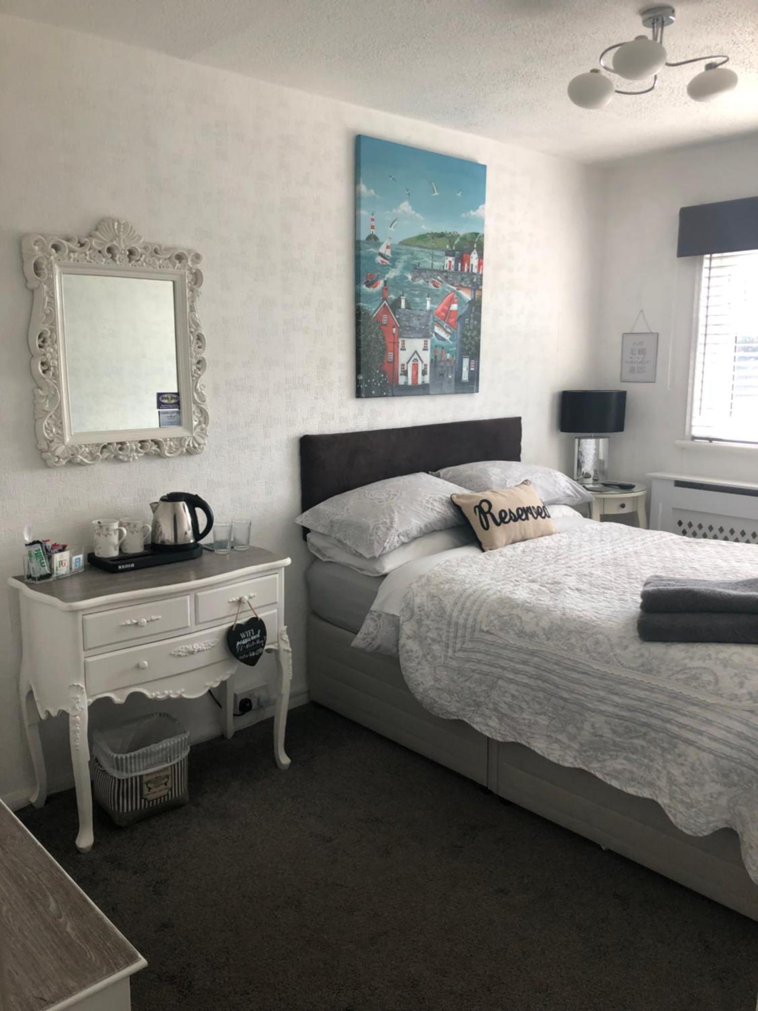 Southend Airport Bed & Breakfast Рокфорд Екстер'єр фото